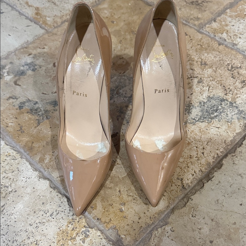Christian Louboutin Beige Patent Leather Heels